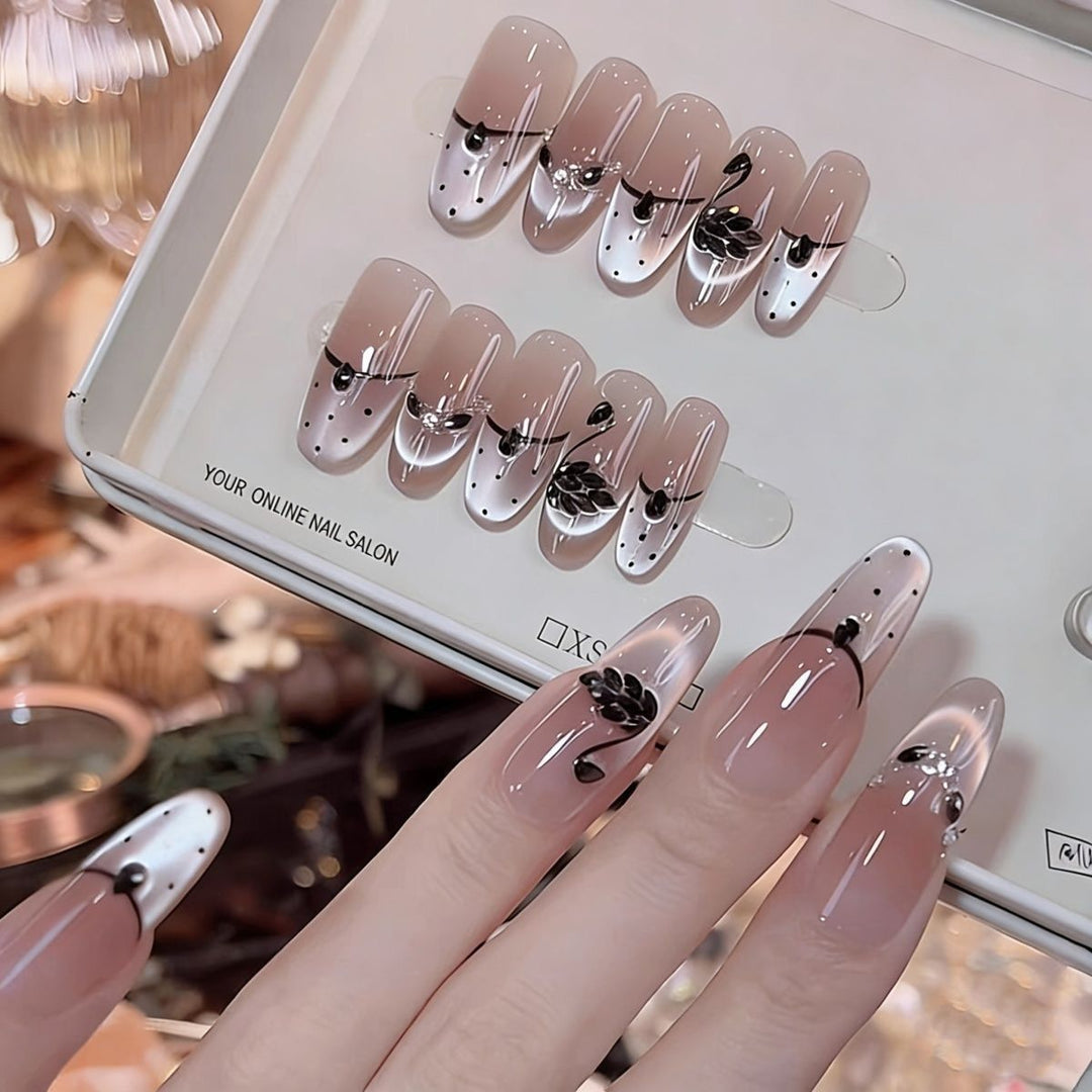 Premium Artistic Press-On Nail Set Kalsten