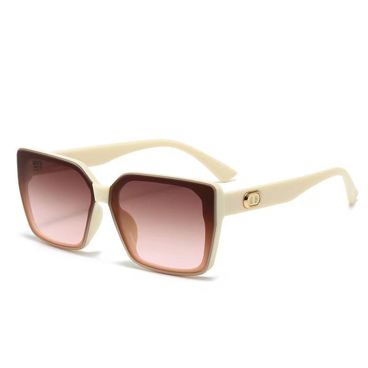 Women's oversized sunglasses with sturdy frame and subtle lenses Kalsten
