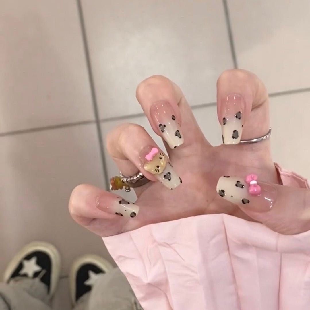 Playful art false nails with cute animal motifs Kalsten