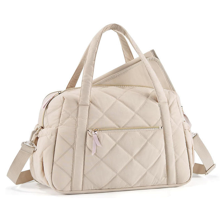 Stylish travel bag with innovative interior concept Kalsten
