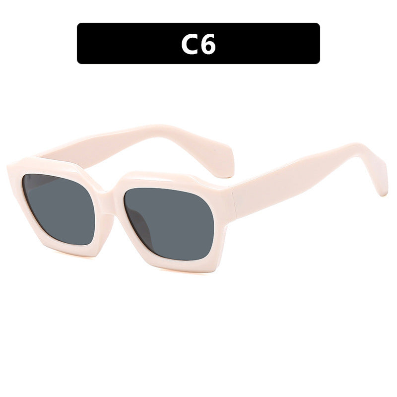 Women's fashionable sunglasses with distinctive geometric design and protective UV filter Kalsten