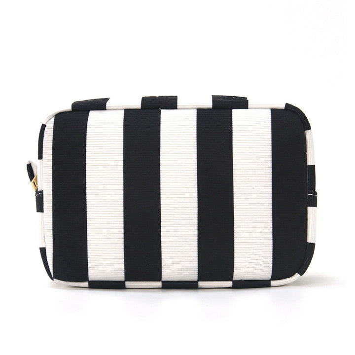 Cosmetic organizer with practical compartment system Kalsten