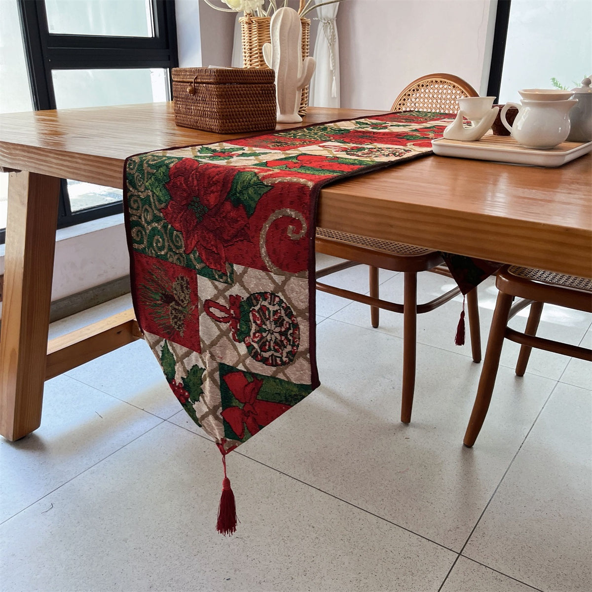 Decorative Holiday Table Runner