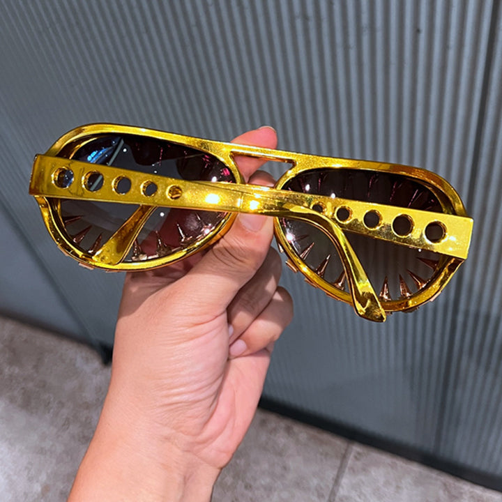 Women's sunglasses in a futuristic design with尖 crystal embellishments Kalsten