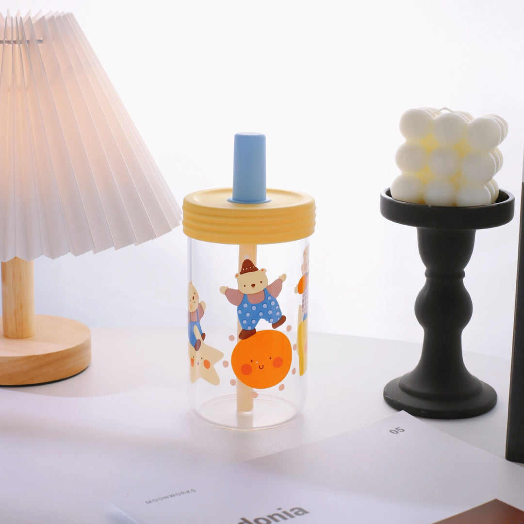 Women creative drinking container with practical silicone surface and playful animal design Kalsten