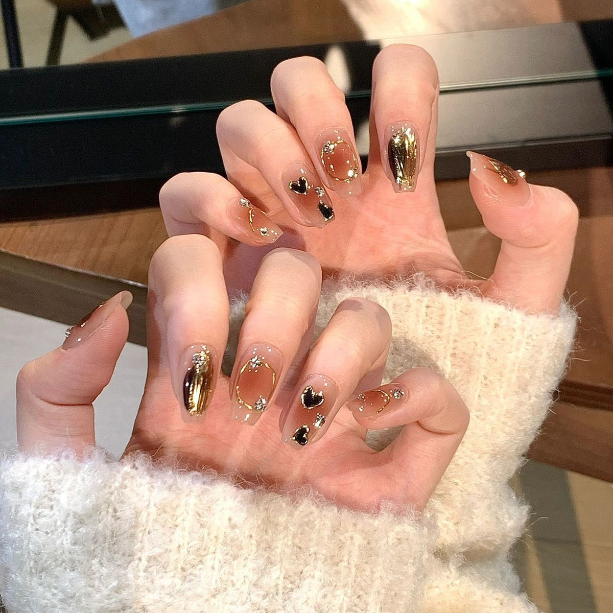Artistic Press-On Nail Set with Heart and Glitter Accents Acalora