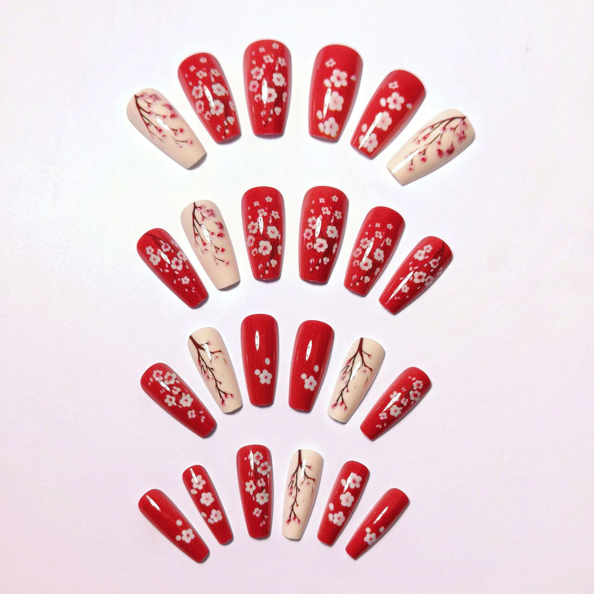 Elegant Floral Detail Nail Art Acalora