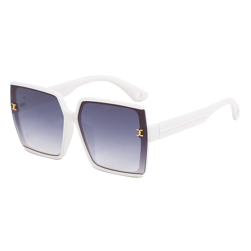 Women's fashion square sunglasses with luxurious frame Kalsten