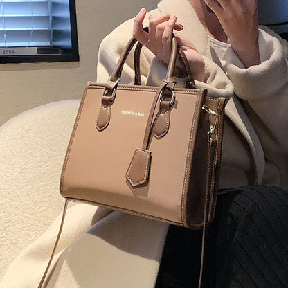 Structured Handheld Satchel Acalora