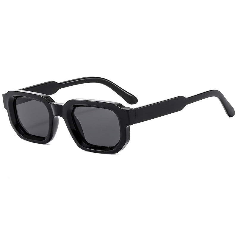 Women's sunglasses in a modern design with high-quality frame Kalsten
