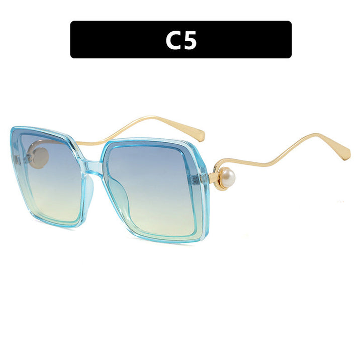 Women's fashionable square glasses with elegant metal frame and unique accents Kalsten