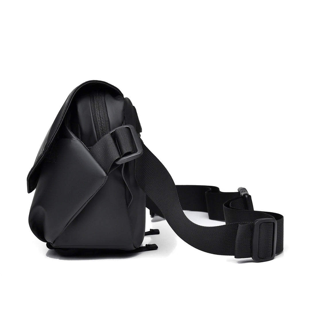Shoulder bag with innovative design and integrated compartments Kalsten