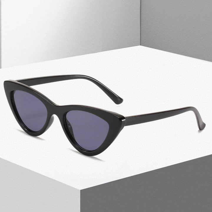 Ladies Cat-Eye Sunglasses with Futuristic Design and Sturdy Frame Kalsten