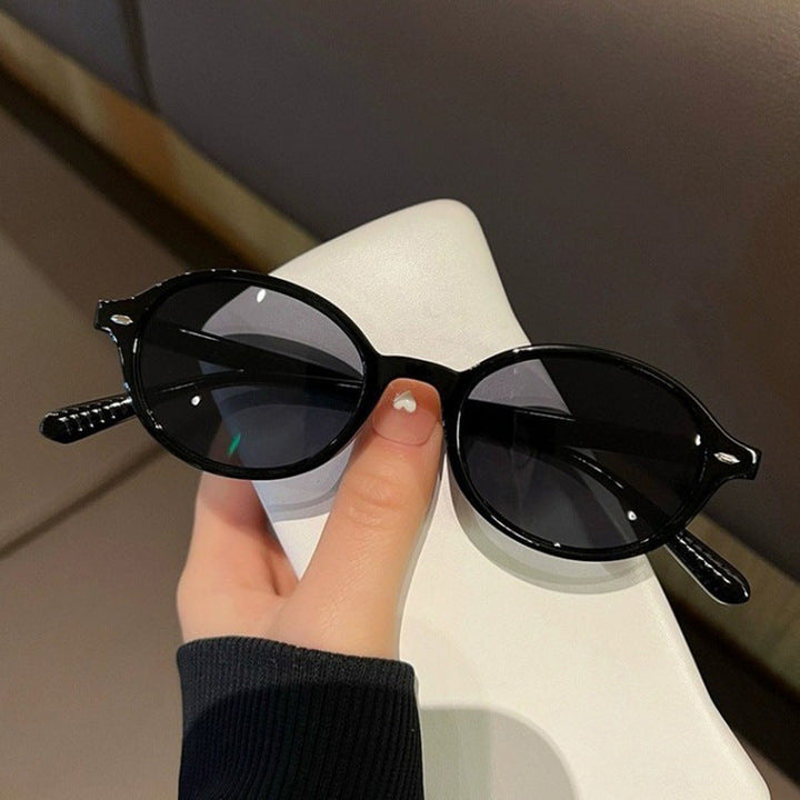 Women's round sunglasses with modern design and polarized lenses Kalsten
