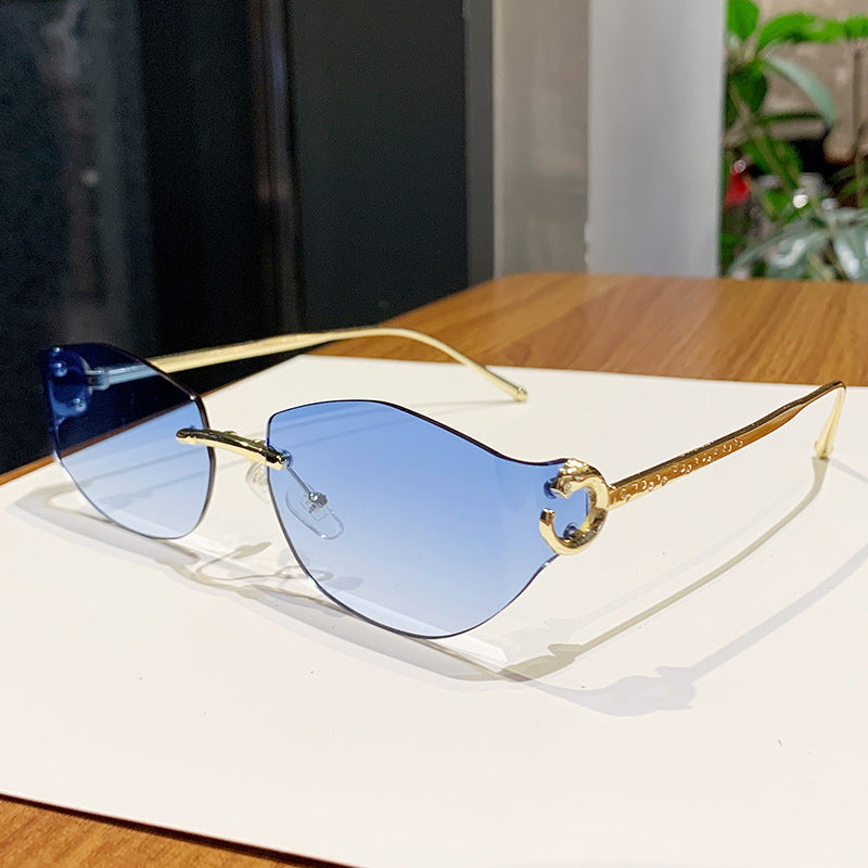 Women's fashionable sunglasses with innovative checkered design Kalsten