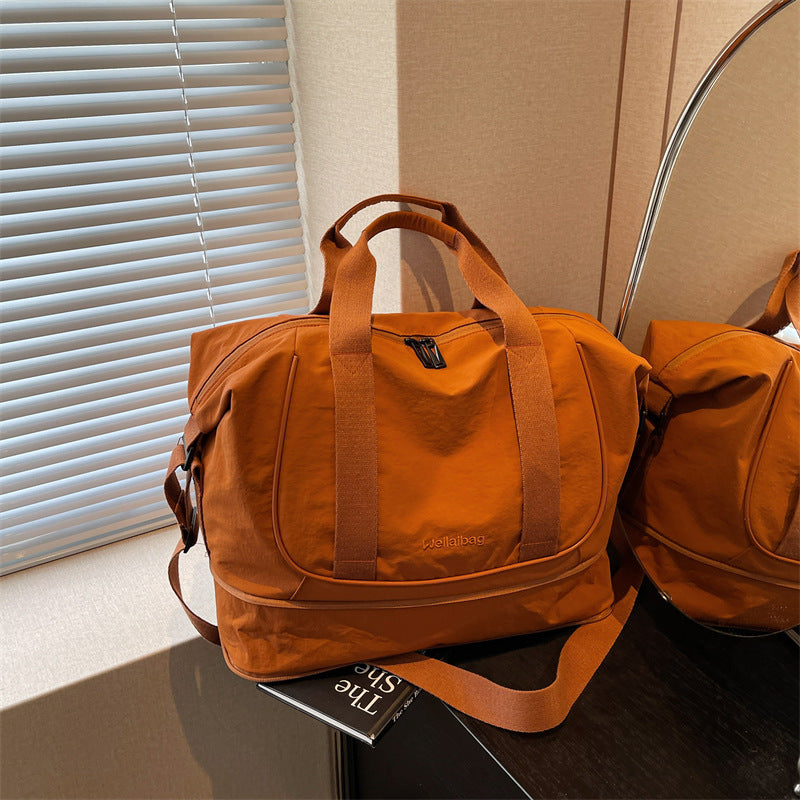 Elegant Sports Bag With Multiple Compartments Kalsten