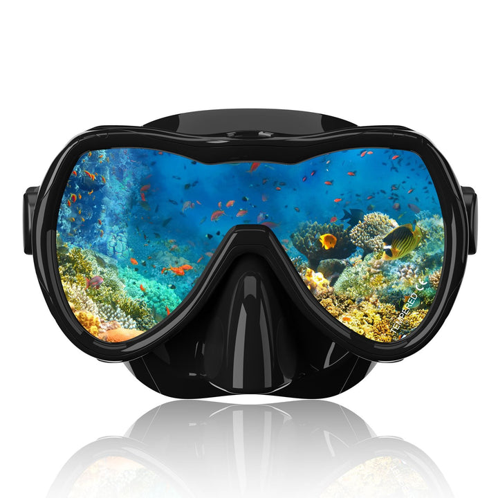 Diving mask with wide field of vision by Kalsten