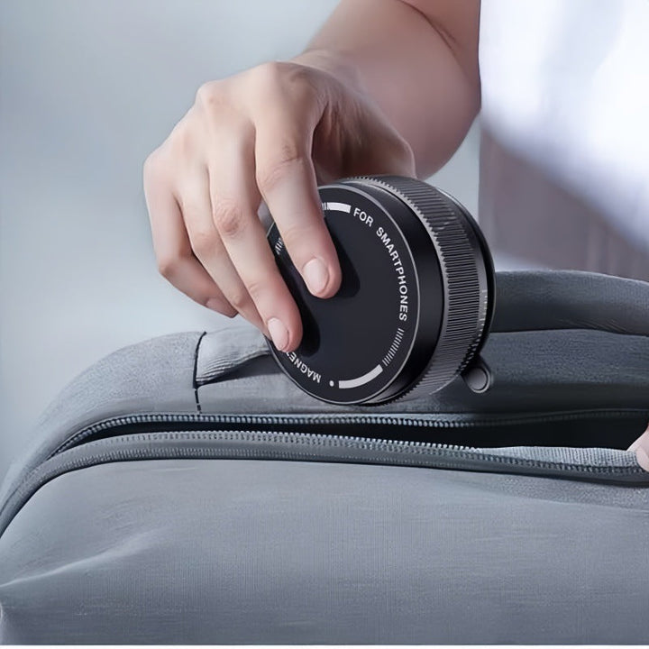 Unisex smartphone stand with flexible swing arm and precise focusing Kalsten