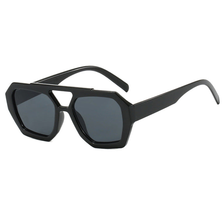 Women's geometric sunglasses made of durable plastic with polarized lenses Kalsten