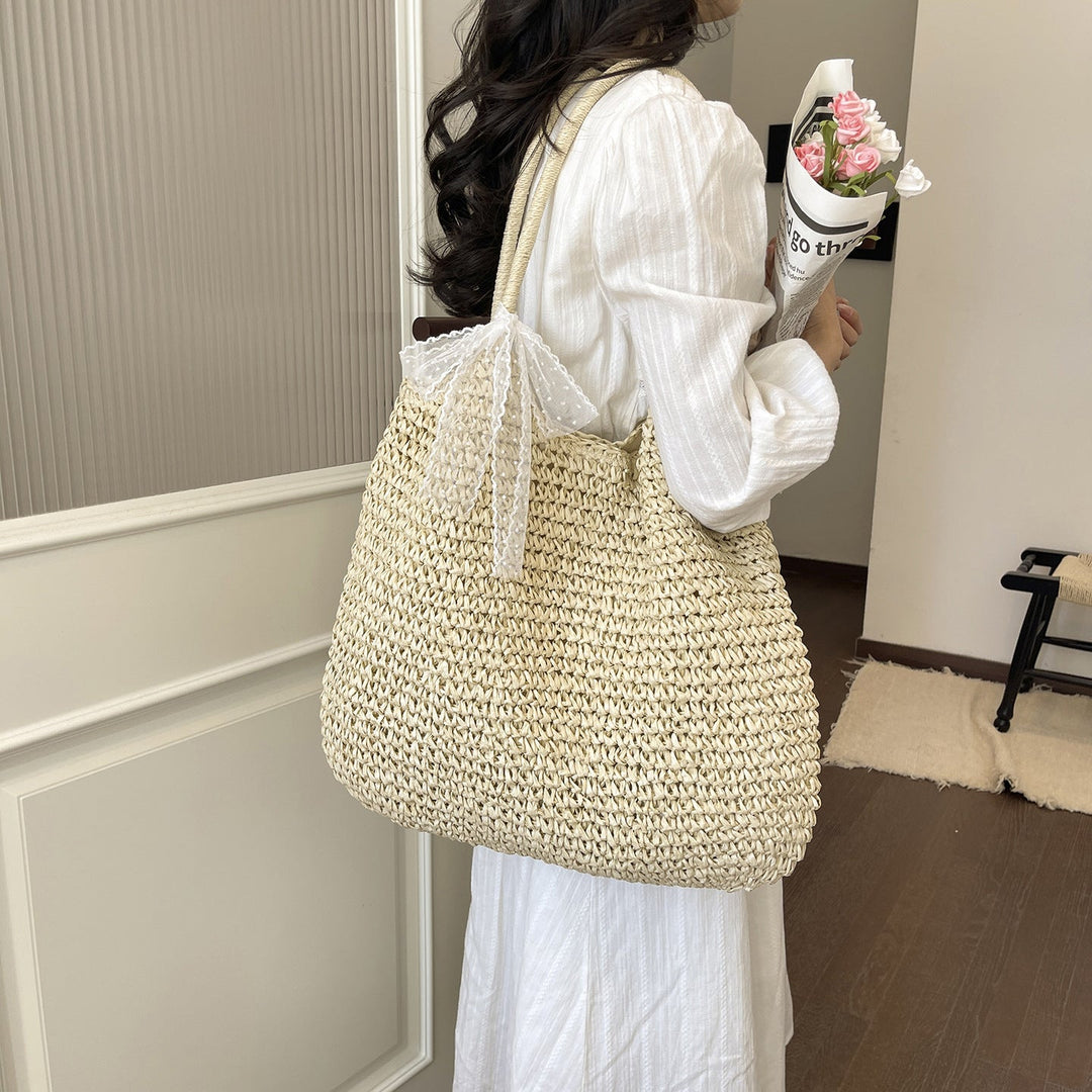 Stylish Handbag Made Of Braided Material Kalsten