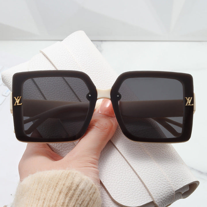 Women's fashionable square sunglasses with elegant design Kalsten