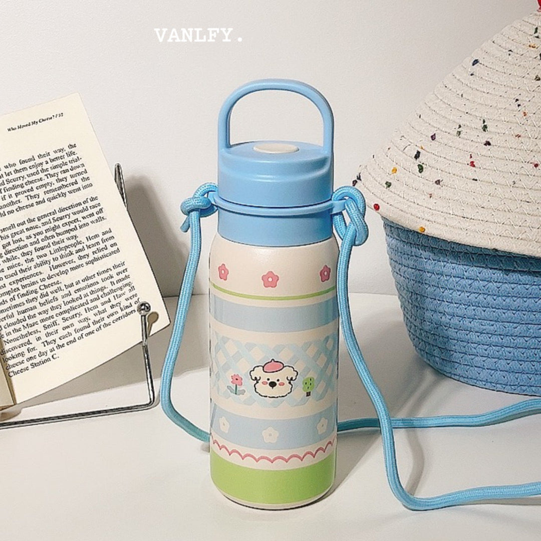 Women's insulated drink bottle with continuous animal design and carrying strap Kalsten