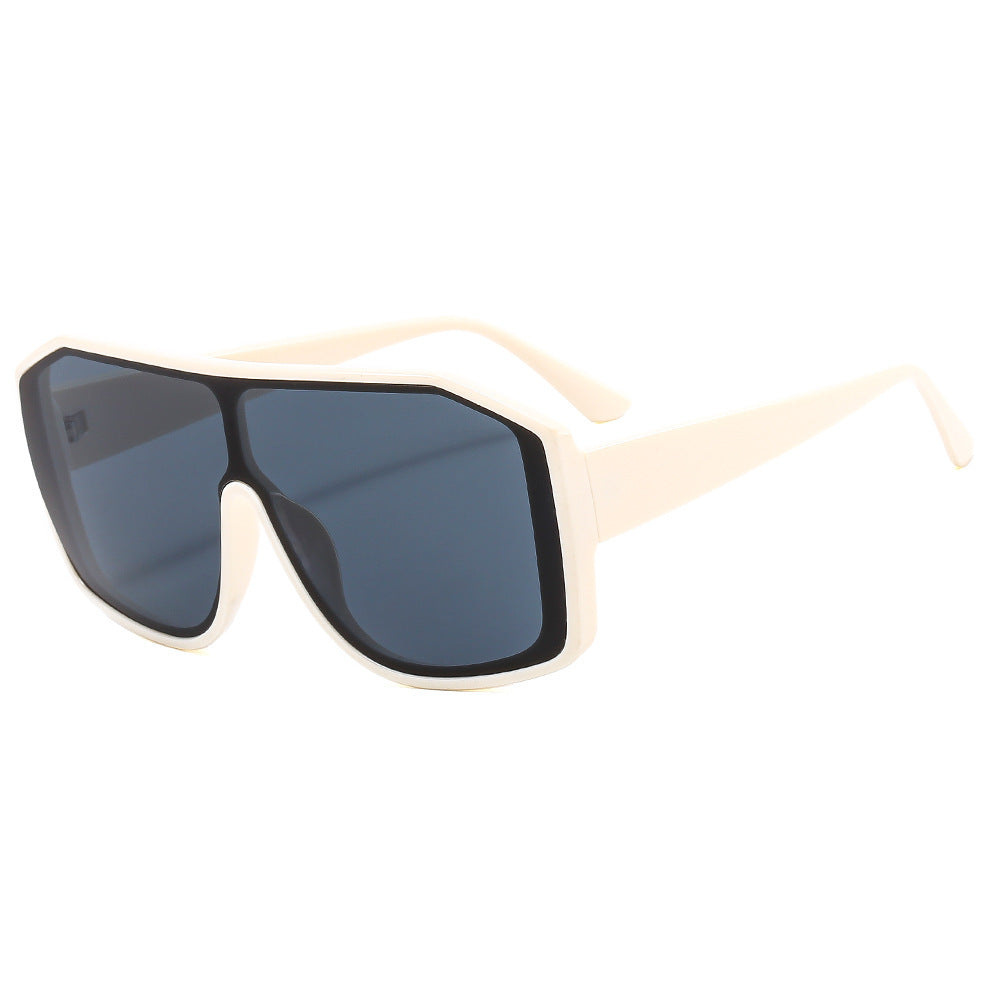Women Fashionable Oversized Sunglasses in Extravagant Animal Print Design Kalsten