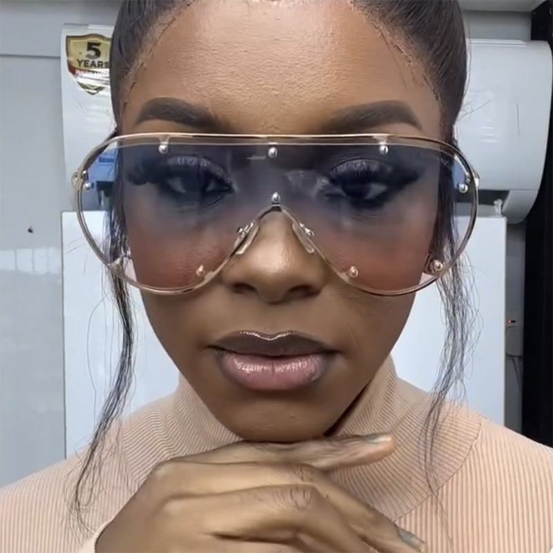 Women's fashionable oversized sunglasses in stylish retro design Kalsten