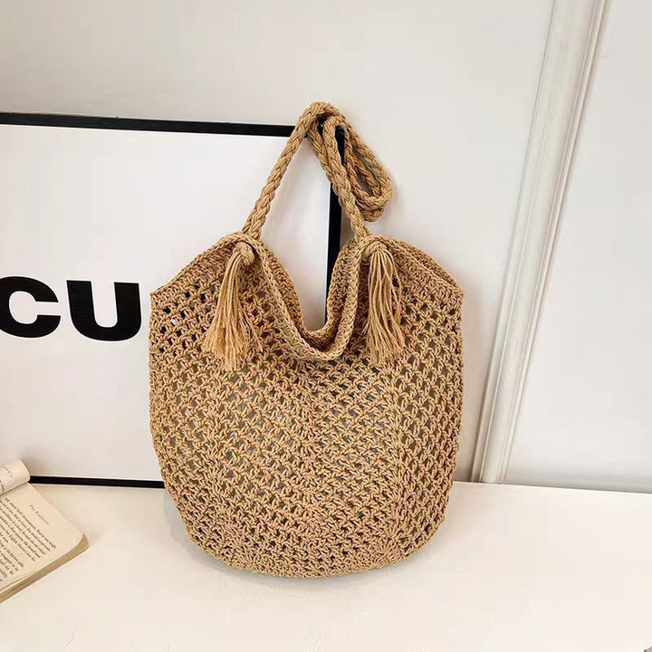 Handcrafted straw bag with tassels Kalsten