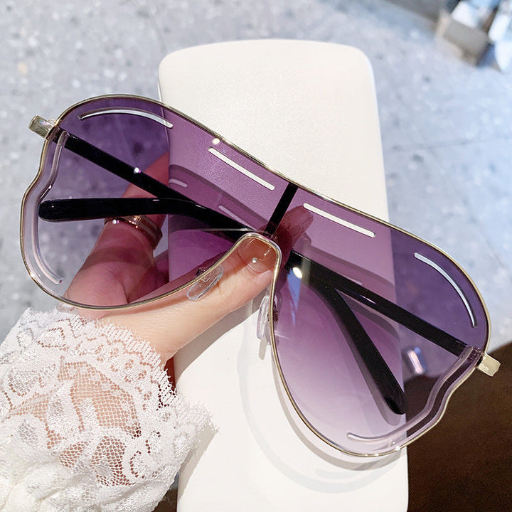 Women’s Sporty Oversized Sunglasses in Unique Design Kalsten