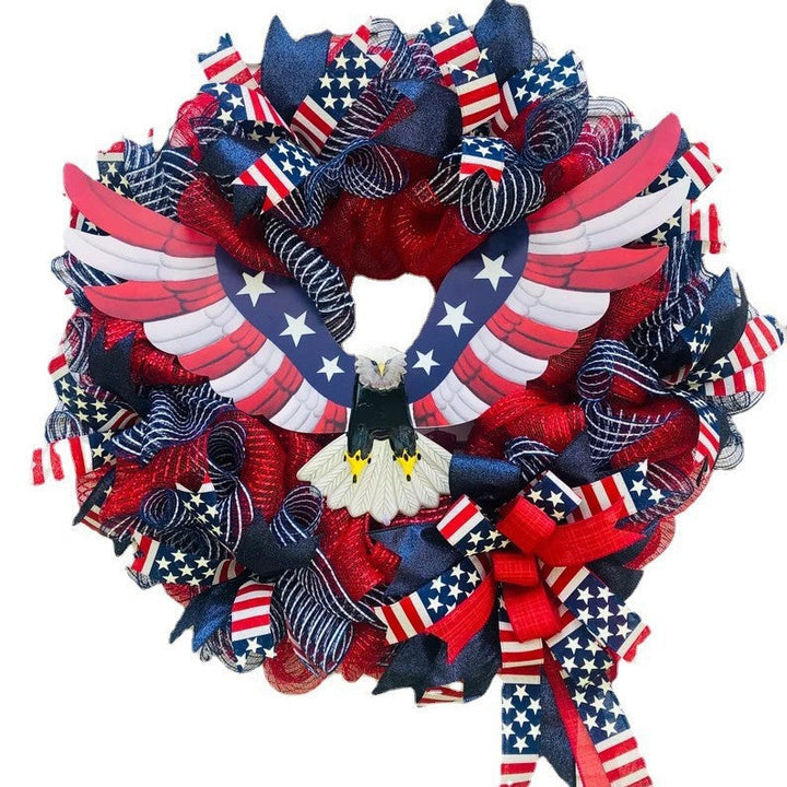 Unisex handmade decorative wreath made of polyester mesh with eagle centerpiece and Americana ribbons Kalsten