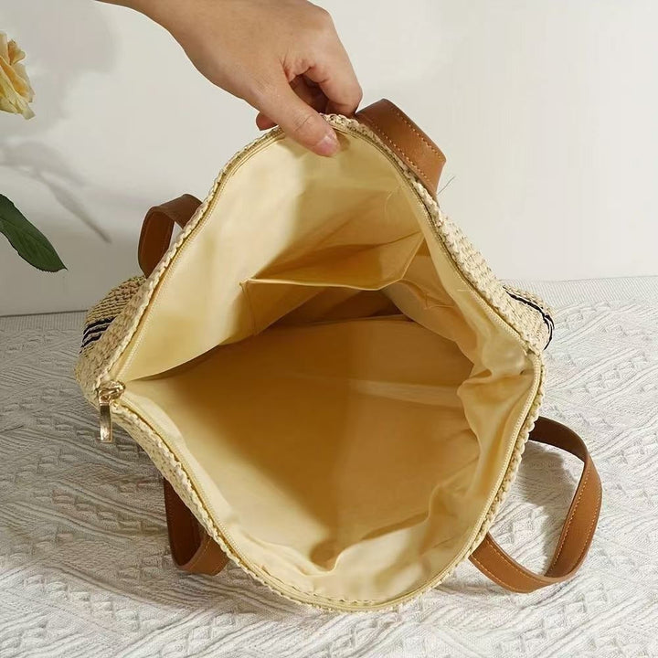 Oversized Beach Bag Made of Woven Material Kalsten
