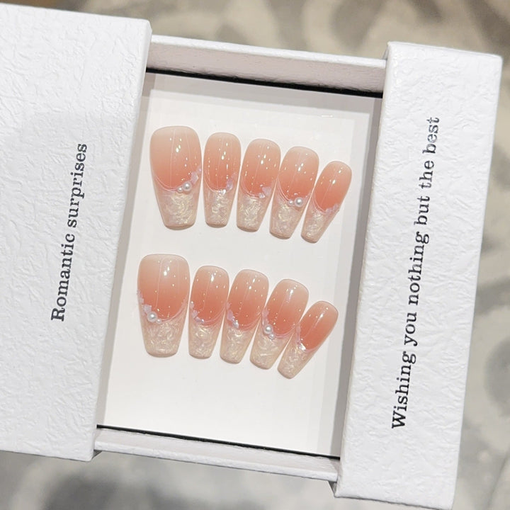 Artificial Nails in Romantic Ombre Design Kalsten