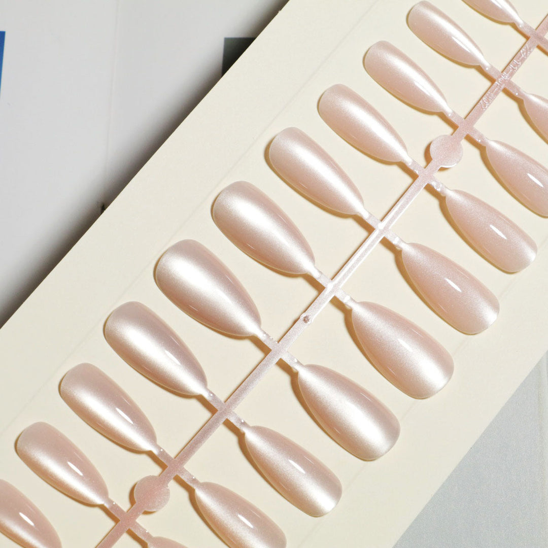 Glittery Stiletto Press-On Nail Set Kalsten