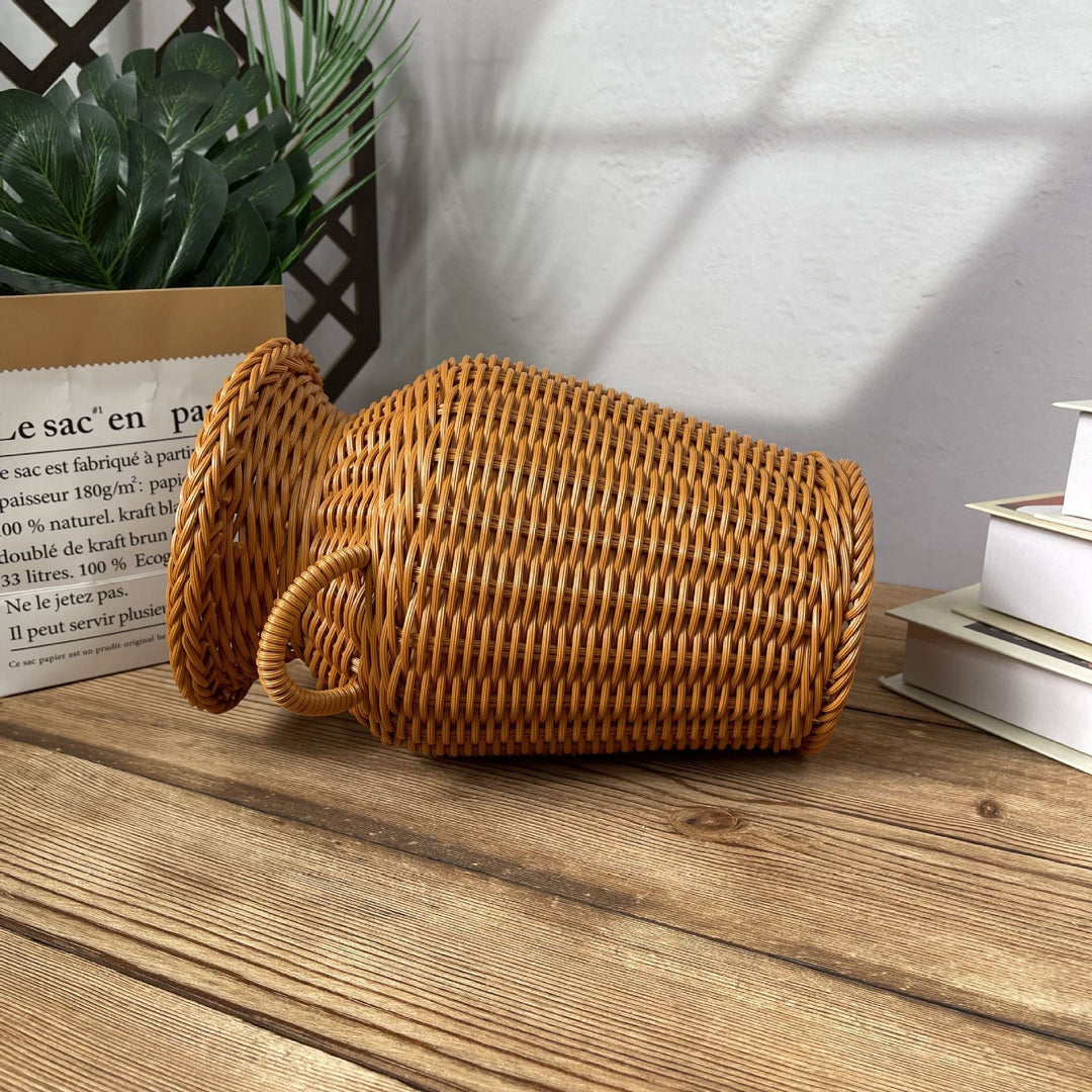 Ladies stylish woven decorative basket Kalsten