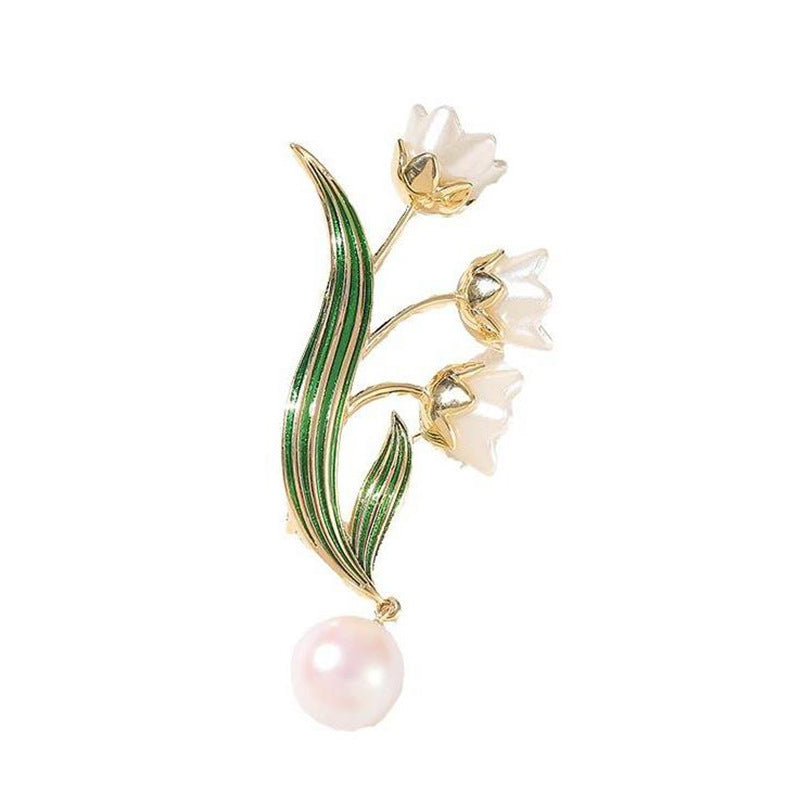Elegant flower brooch with pearl pendant Kalsten