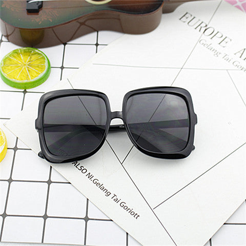 Women’s Geometric Sunglasses in Modern Design Kalsten