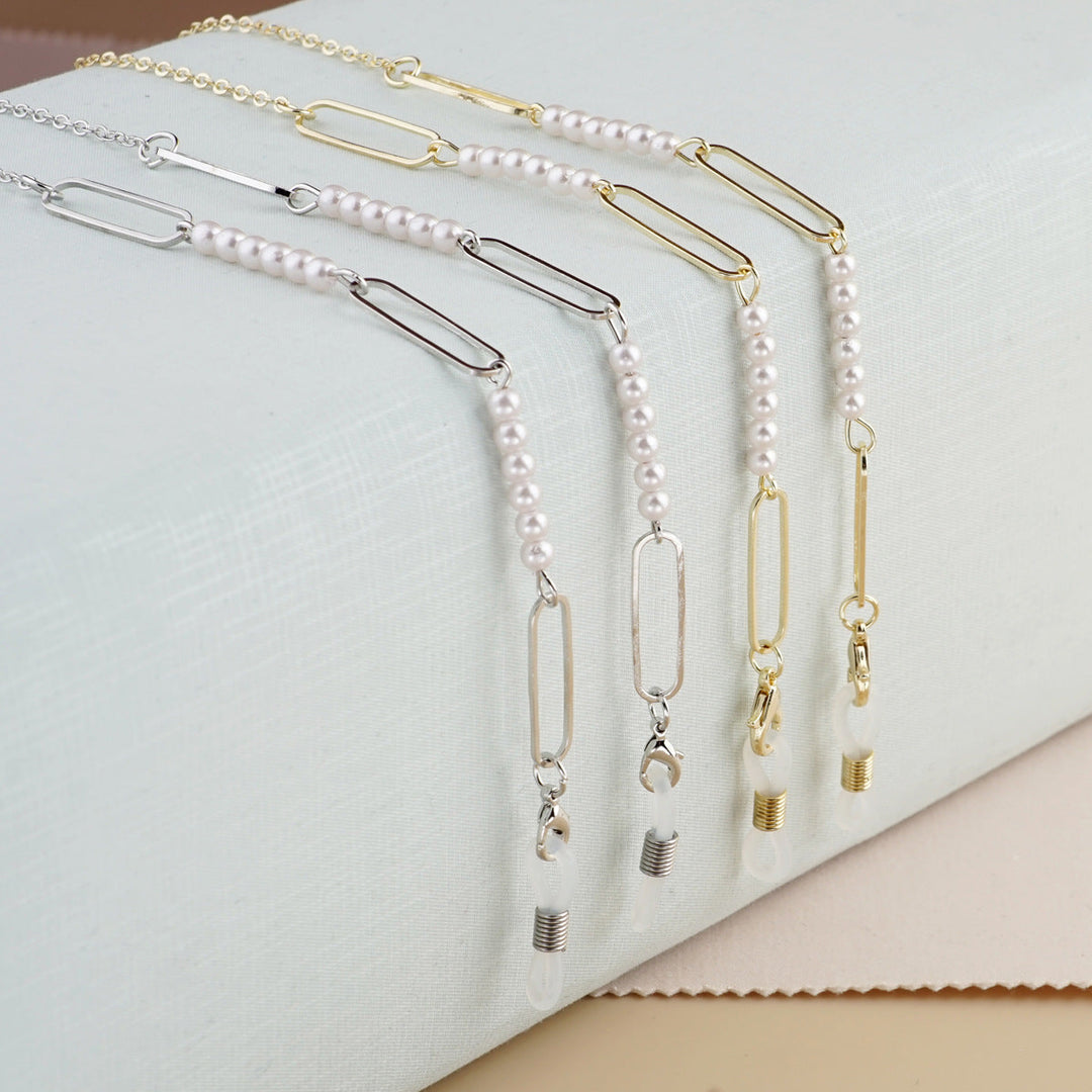 Elegant Pearl and Link Eyewear Chain Kalsten