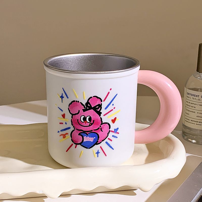 Ceramic mug with playful animal design Kalsten