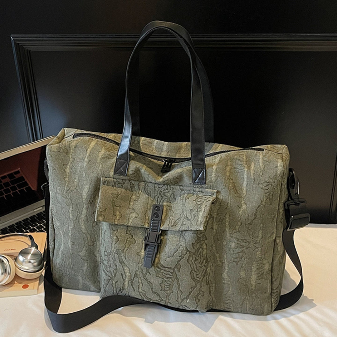 Board and travel bag with adjustable shoulder strap Kalsten