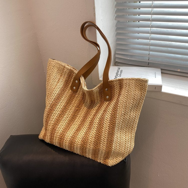Stylish and Spacious Shopping Bag Made of Refined Straw Mix Kalsten