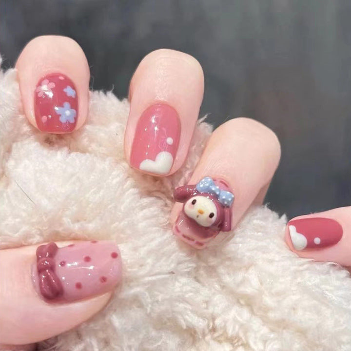 Playful artificial nails with 3D motif Kalsten