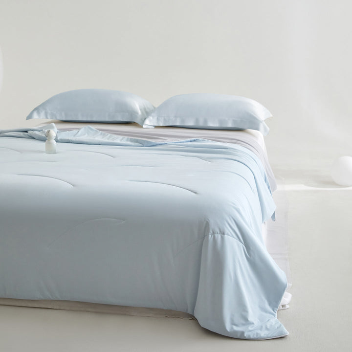 Women's breathable and comfortable blanket with soft texture Kalsten