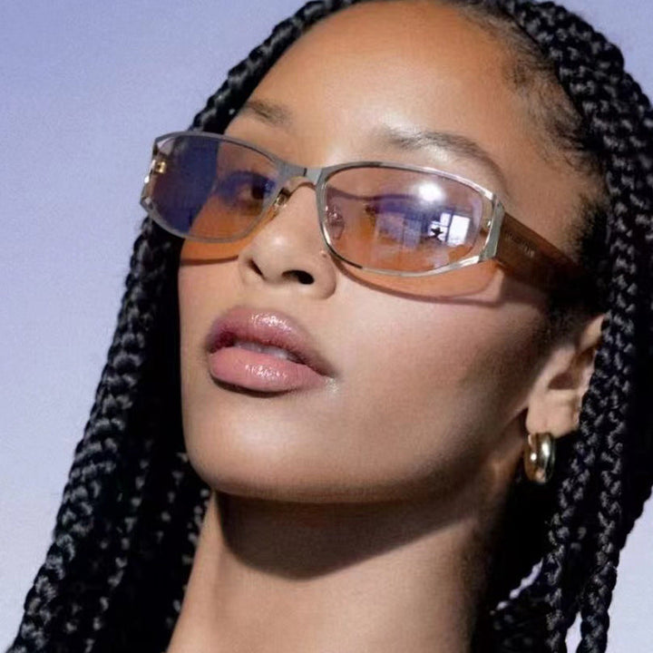 Women's modern sunglasses with elegant contours and protective UV filter Kalsten