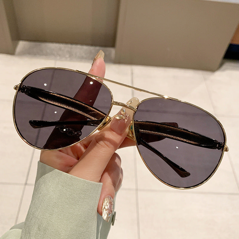 Women exclusive designer glasses with elegant details and high-quality metal frame Kalsten