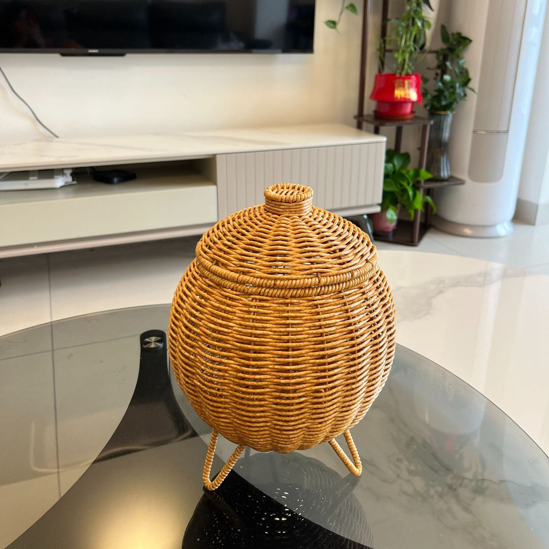 Women artfully woven storage pot Kalsten