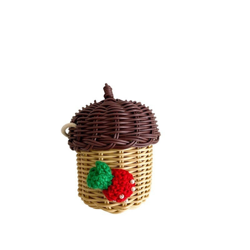 Ladies Playful Storage Basket in Squirrel Design Kalsten