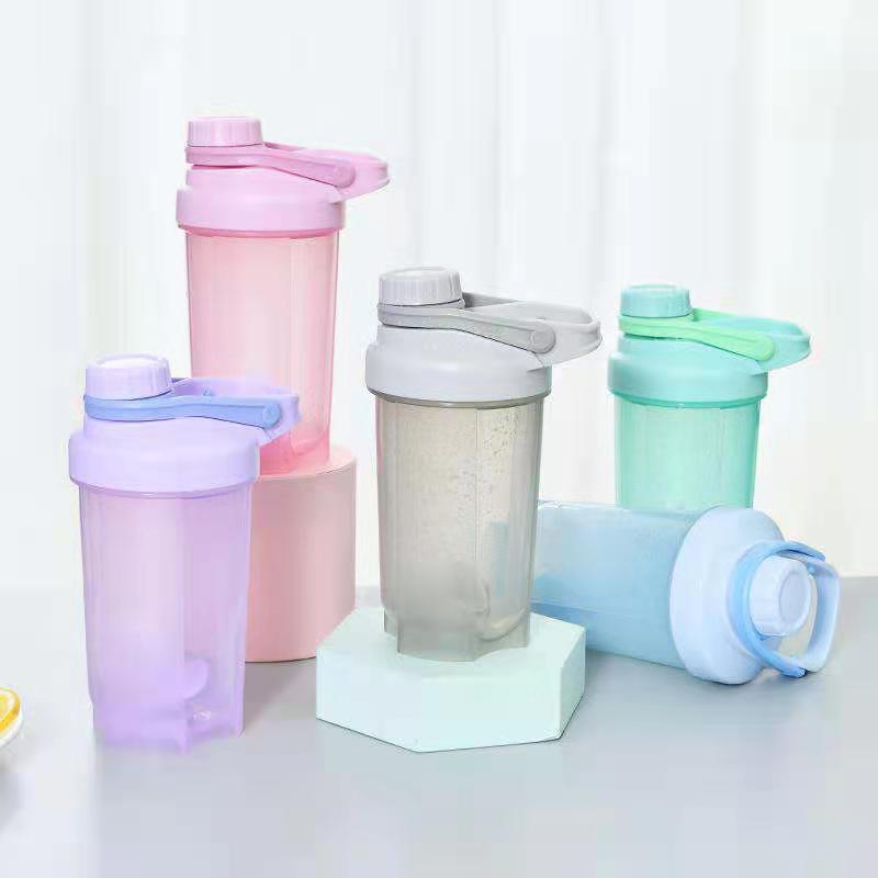 Unisex shaker bottle with mixer ball for fitness and protein drinks Kalsten