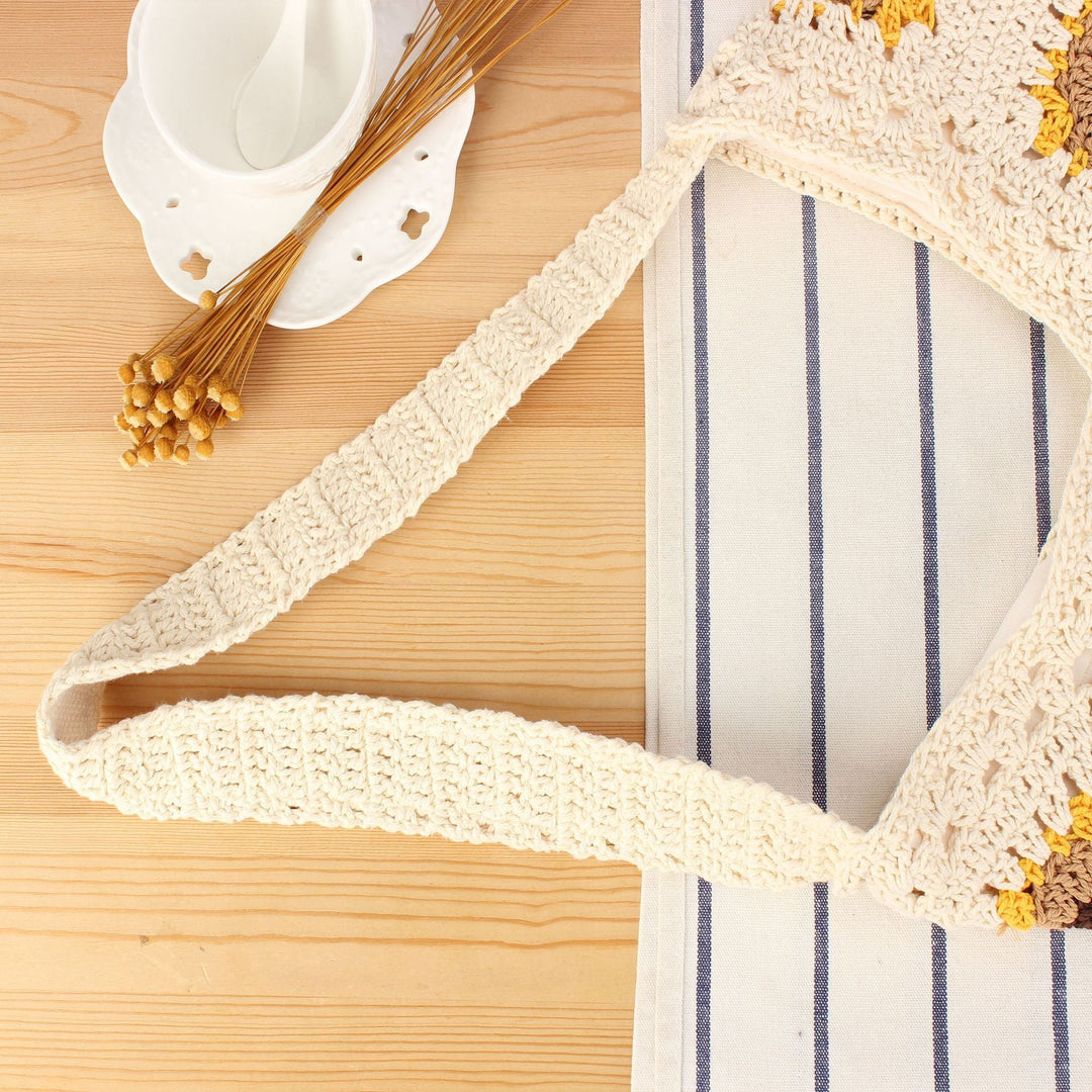 Hand-knotted tote bag with floral crochet motifs Kalsten