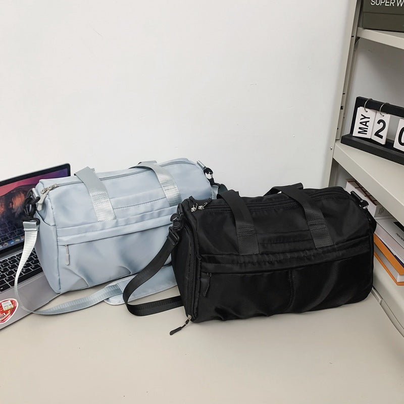 Sporty travel bag with multiple spacious compartments Kalsten